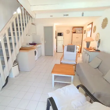 Apartment Sopralynes Agreable T2 Mezzanine Avec Grande Terrasse Richelieu Cap D'agde Agde